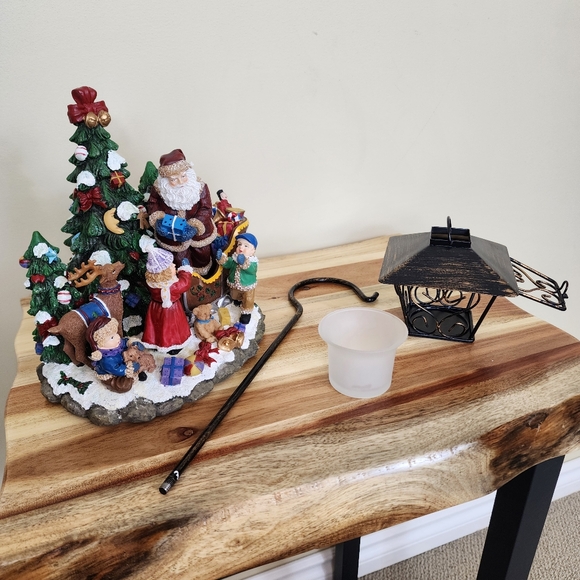 Santa Sleigh Giving Gifts Children Scene Figurine Candle Lamp Christmas Decor - Picture 13 of 16